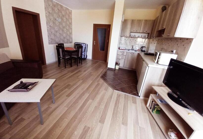 פנסיון Family Hotel Amore