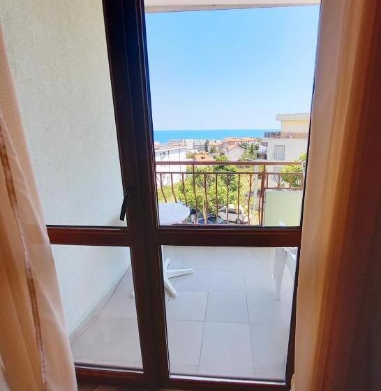 פנסיון Family Hotel Amore