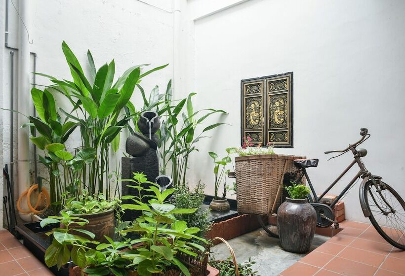 پانسیون Ohana House Hq