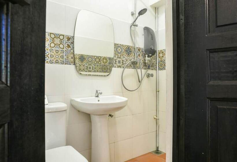 پانسیون Ohana House Hq