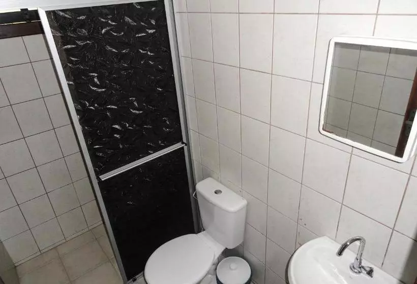 پانسیون Pousada Vila Mariscalia