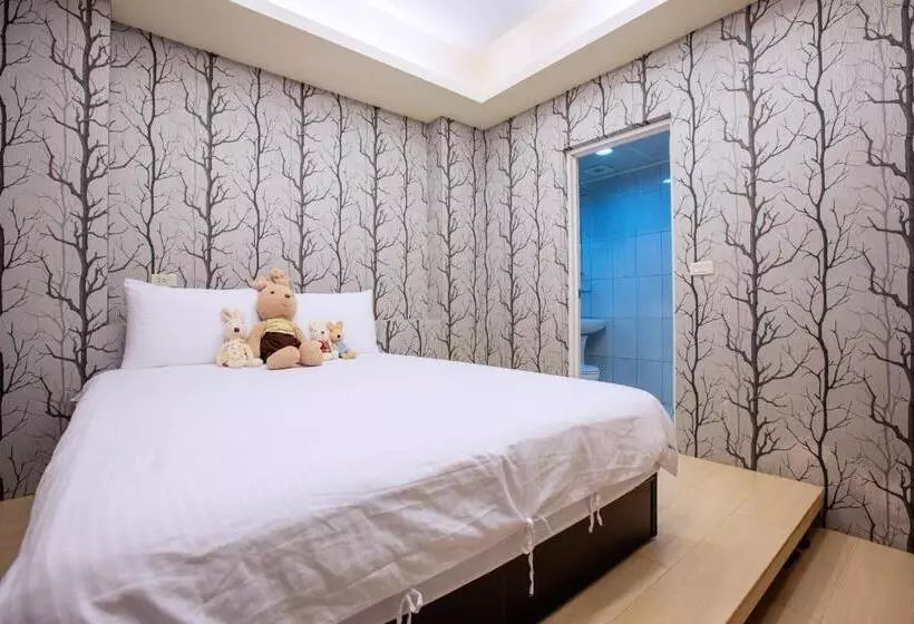 پانسیون Rara Stay