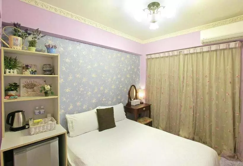 پانسیون Rara Stay