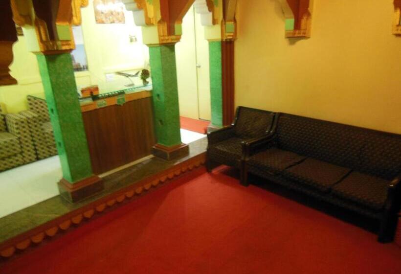 Pension (Hôtel basse catégorie) Shiva Inn