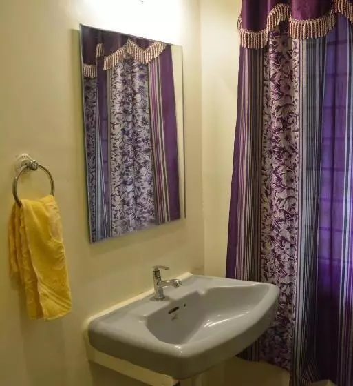 Majatalo Siva Guest House