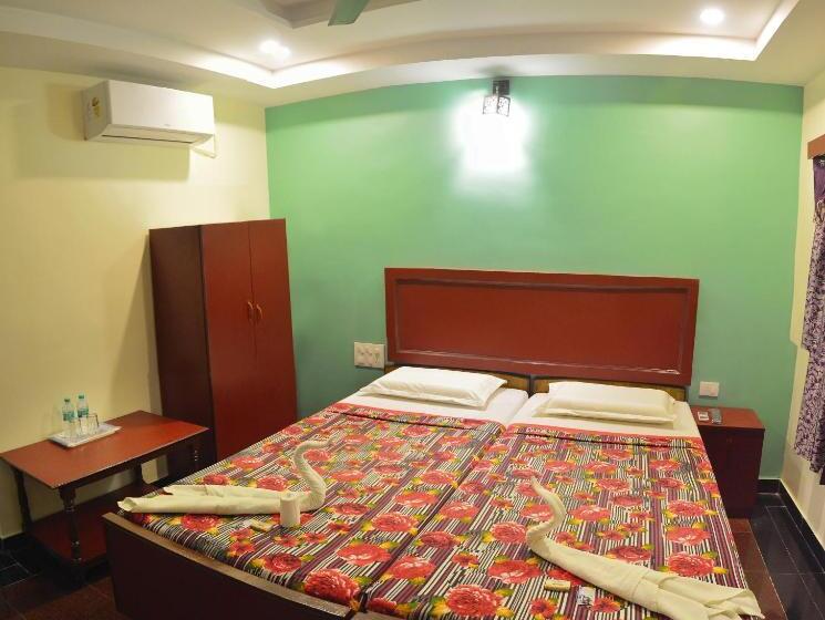 بنسيون Siva Guest House