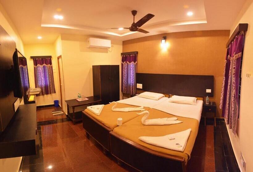 بنسيون Siva Guest House