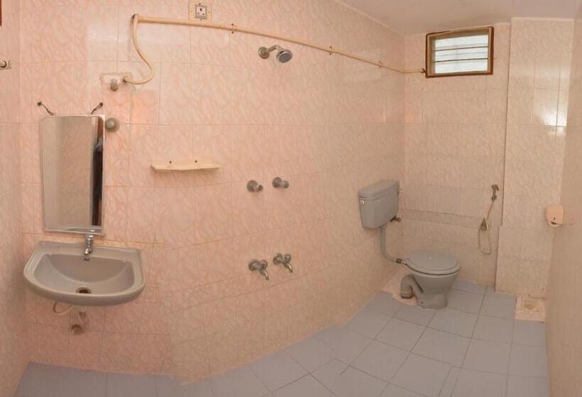 بنسيون Siva Guest House