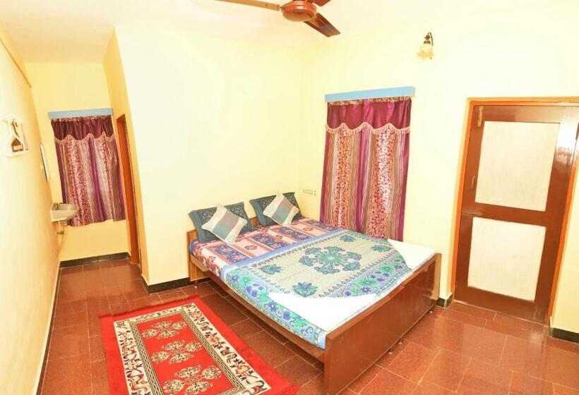 بنسيون Siva Guest House