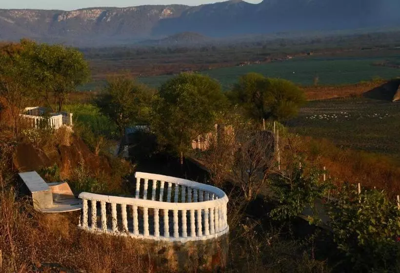 ベッドアンドブレックファースト Prime Neelkanth Forest Retreat Resort