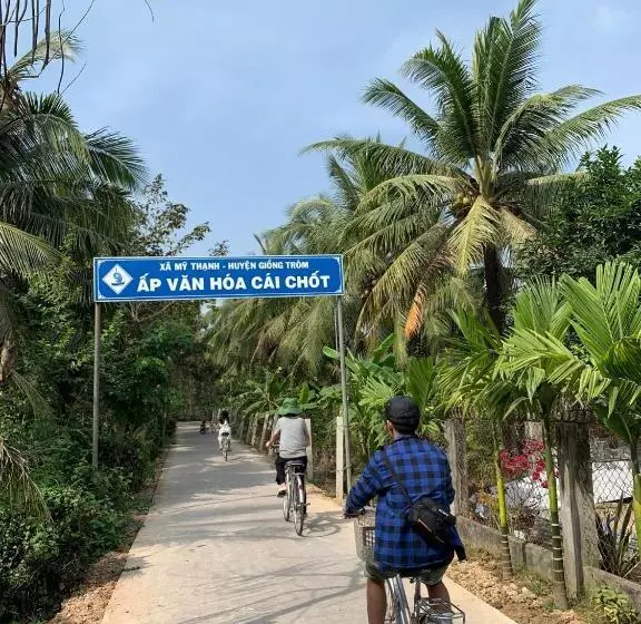 هتل Nông Trại Thảnh Thơi