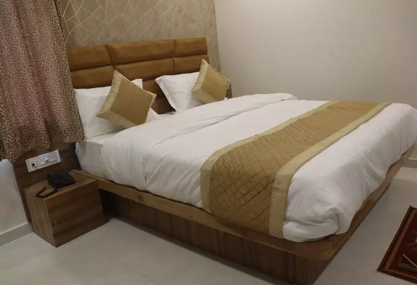 Hotelli Prince Inn