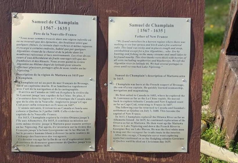 Valois Motel & Restaurant