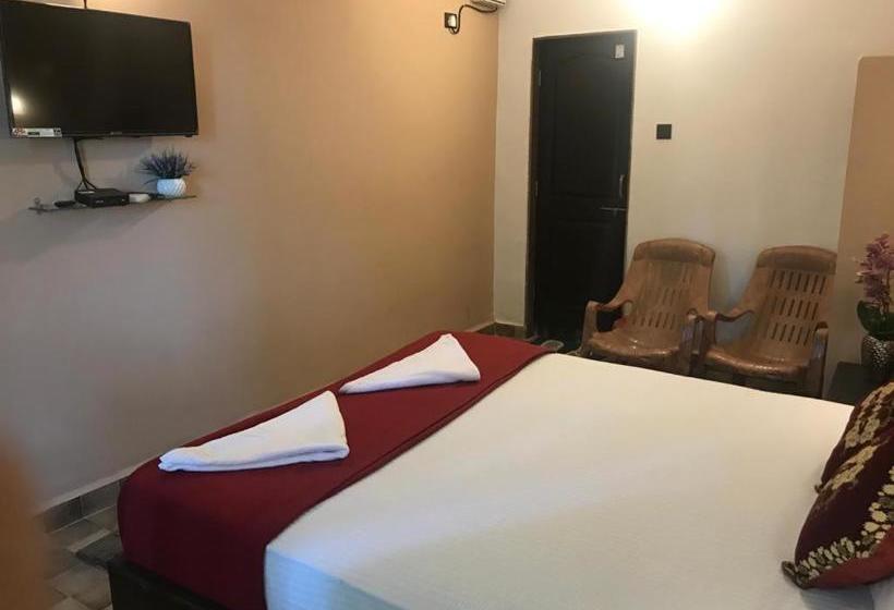 مبيت وإفطار Beach Deluxe Carolina Guesthouse & Villa