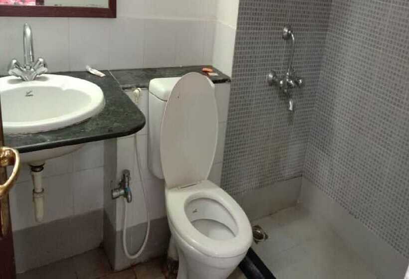 Hotel Goroomgo Jsb Rooms Patia Bhubneshwar