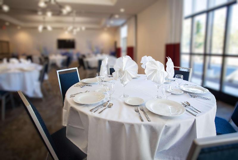 בית מלון כפרי Hilton Garden Inn Southern Pines Pinehurst, Nc