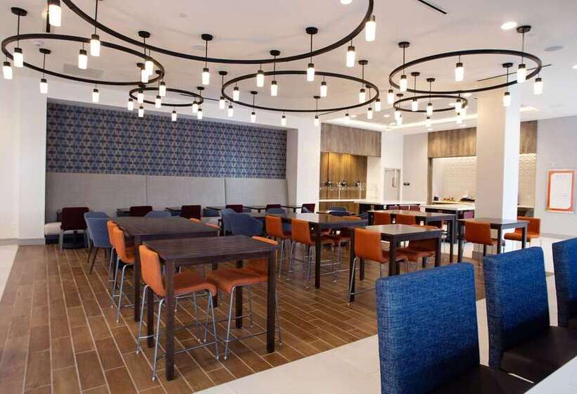 בית מלון כפרי Hilton Garden Inn Southern Pines Pinehurst, Nc