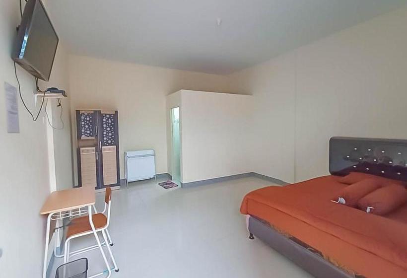 Hotel Homestay Verisha Mitra Reddoorz