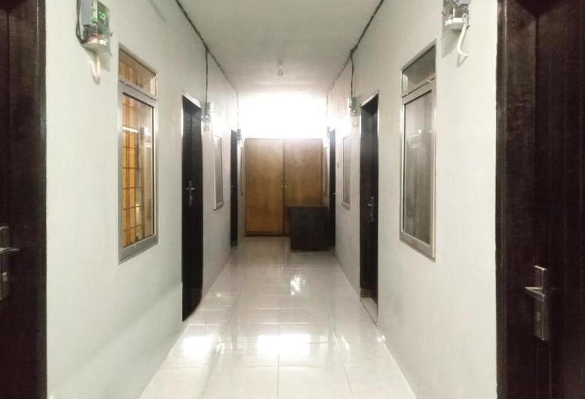 ホテル Oyo 90119 Dorowati Guesthouse