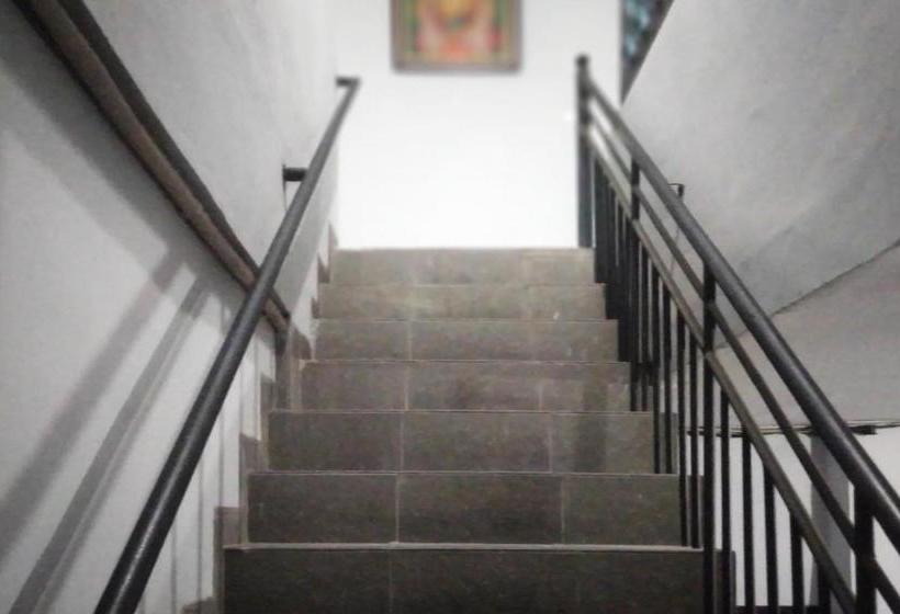 ホテル Oyo 90119 Dorowati Guesthouse