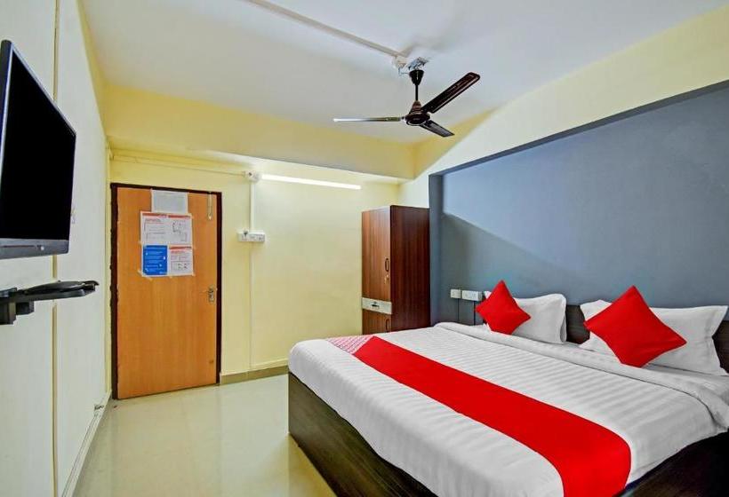 호텔 Oyo Flagship 74827 Oblivion Stays