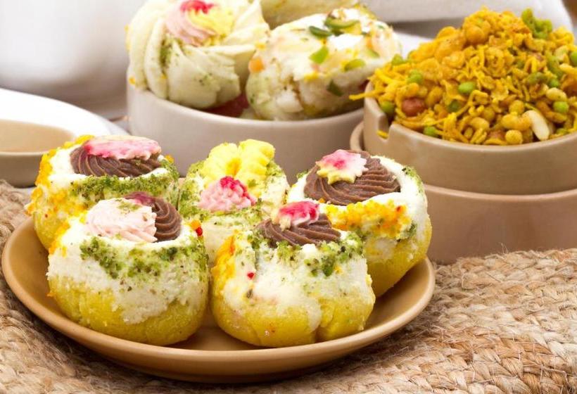 호텔 Oyo Flagship 74827 Oblivion Stays