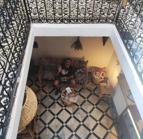 Vallparadis Pension Familiar Firdaus