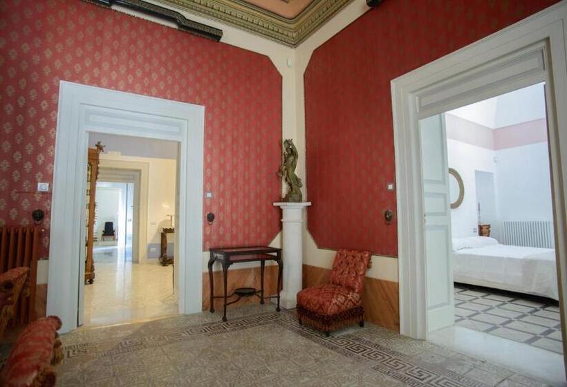 Bed and Breakfast Palazzo Introna