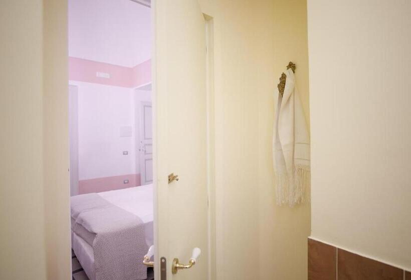 Bed and Breakfast Palazzo Introna