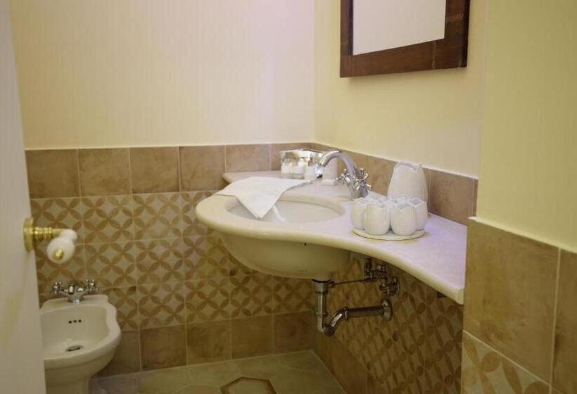 Bed and Breakfast Palazzo Introna