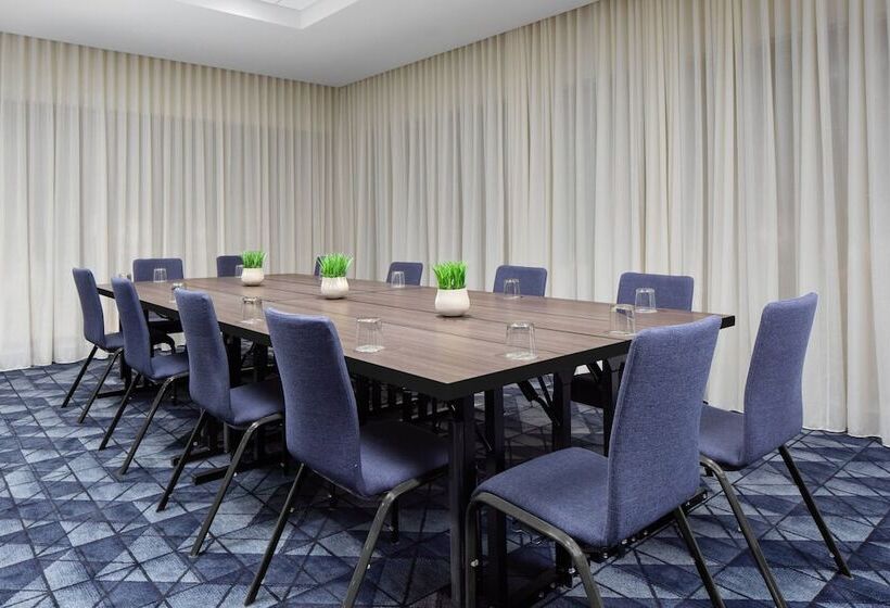 Szálloda Courtyard By Marriott Lansing Downtown