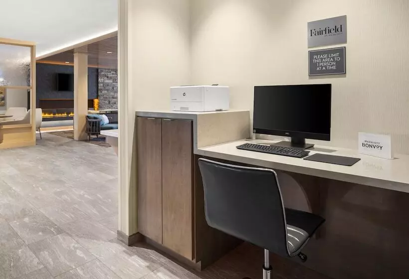 ホテル Fairfield By Marriott Inn & Suites Duluth