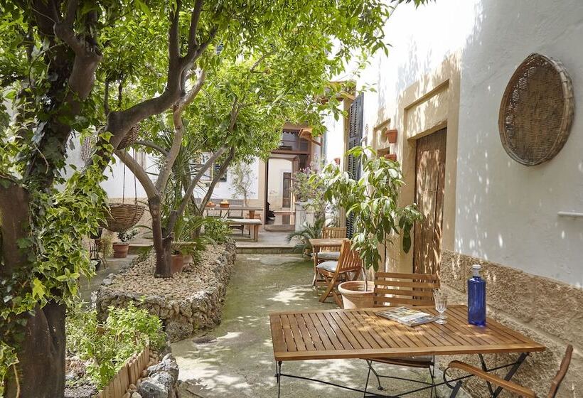 هتل Hostalet Can Pep