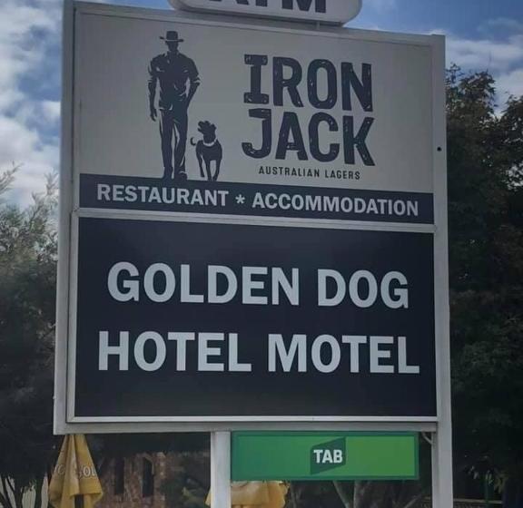 Отель The Golden Dog