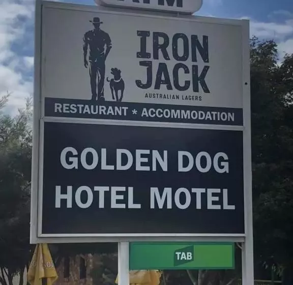 Hotelli The Golden Dog