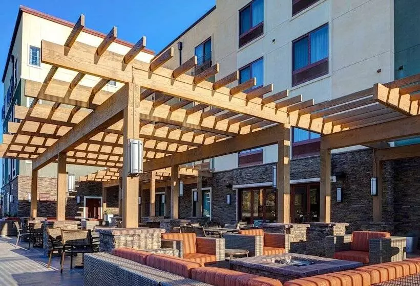 Hotelli Towneplace Suites By Marriott San Luis Obispo