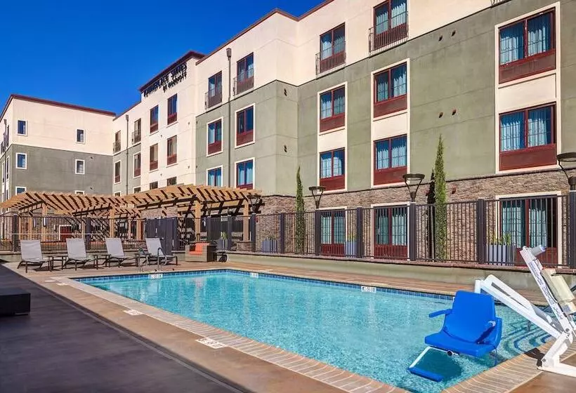 Hotelli Towneplace Suites By Marriott San Luis Obispo