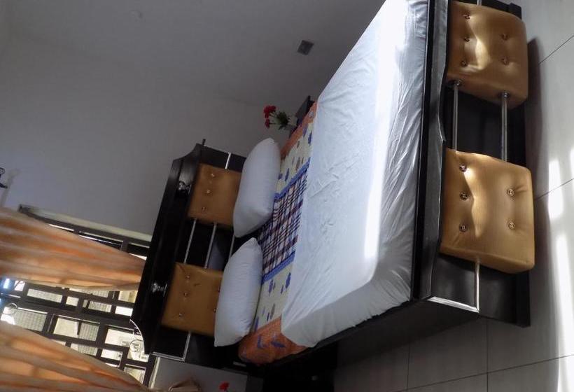 ペンション Best 2bedroom Short Let Peter Odili Or Stadium Road In Port Harcourt