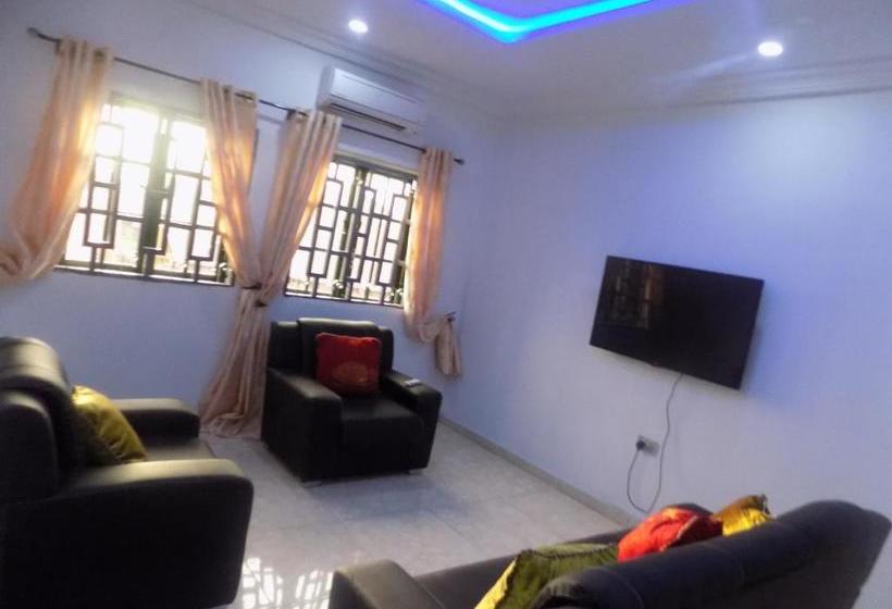 ペンション Best 2bedroom Short Let Peter Odili Or Stadium Road In Port Harcourt