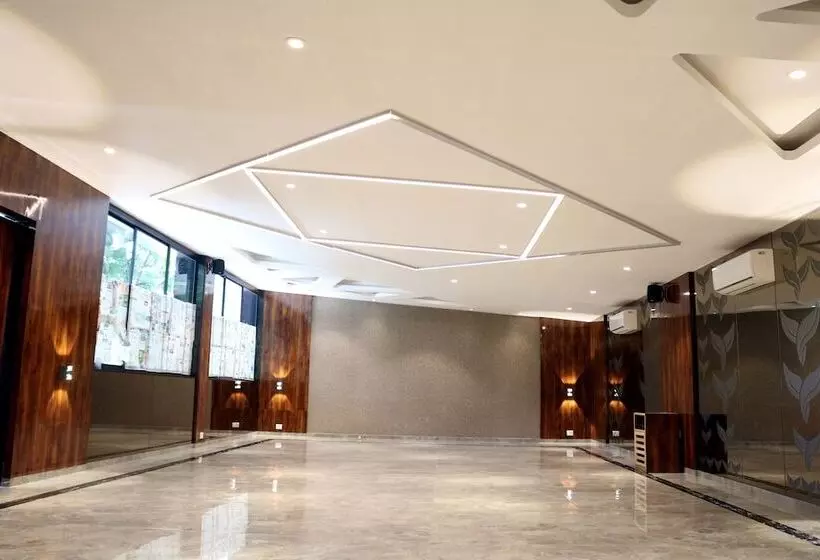 Lomakeskus The Campollian Club