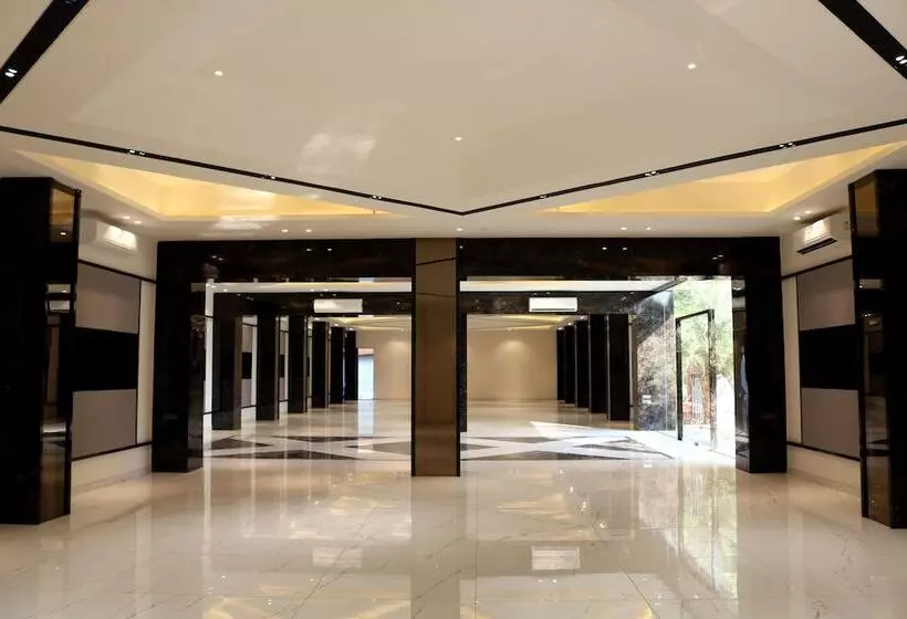 Lomakeskus The Campollian Club