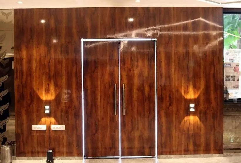 Lomakeskus The Campollian Club