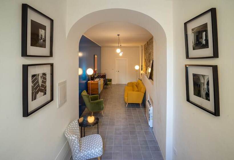 تختخواب و صبحانه Borgo Dei Saraceni Flower Home