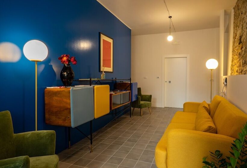 تختخواب و صبحانه Borgo Dei Saraceni Flower Home