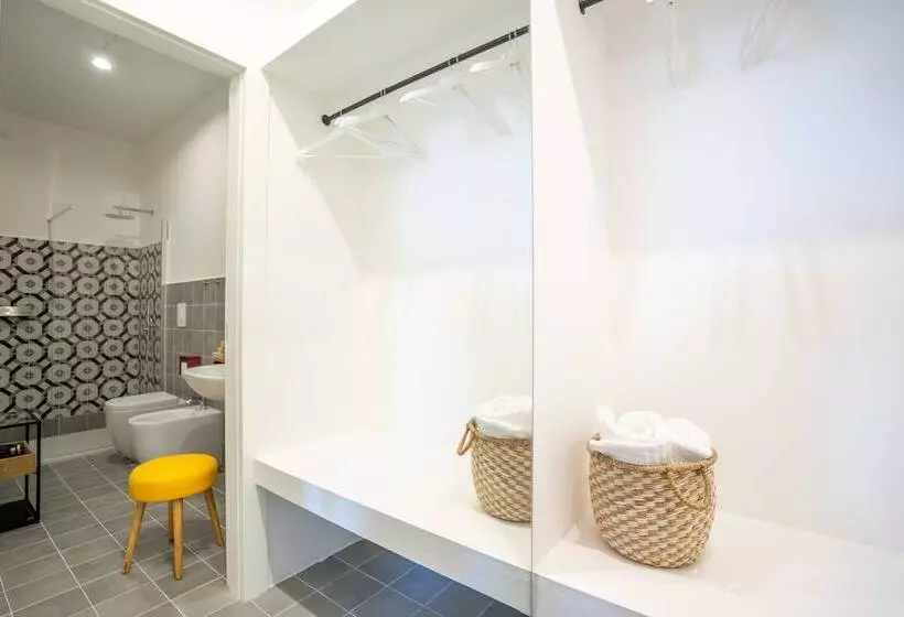 ベッドアンドブレックファースト Borgo Dei Saraceni   Flower Home