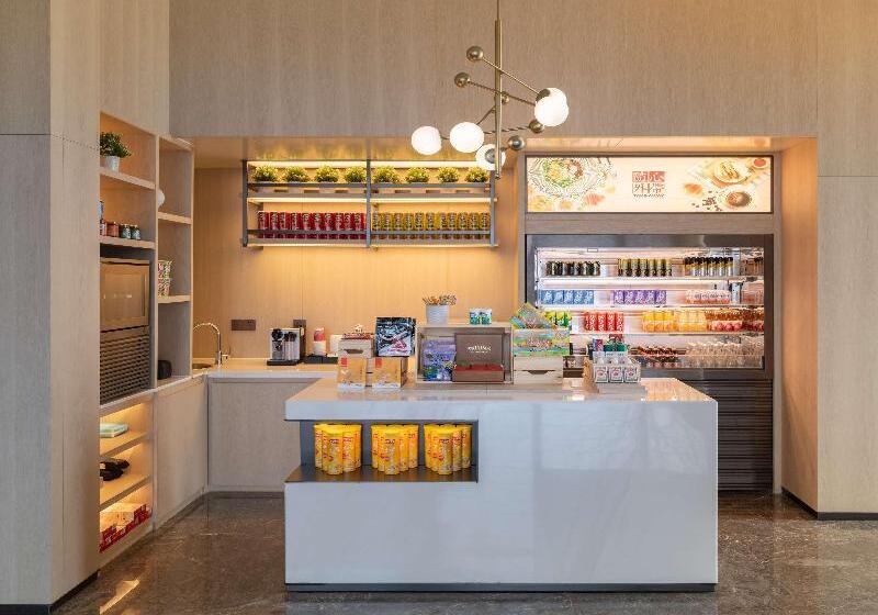 Hotel Hilton Garden Inn Shenzhen World Exhibition & Convention Center