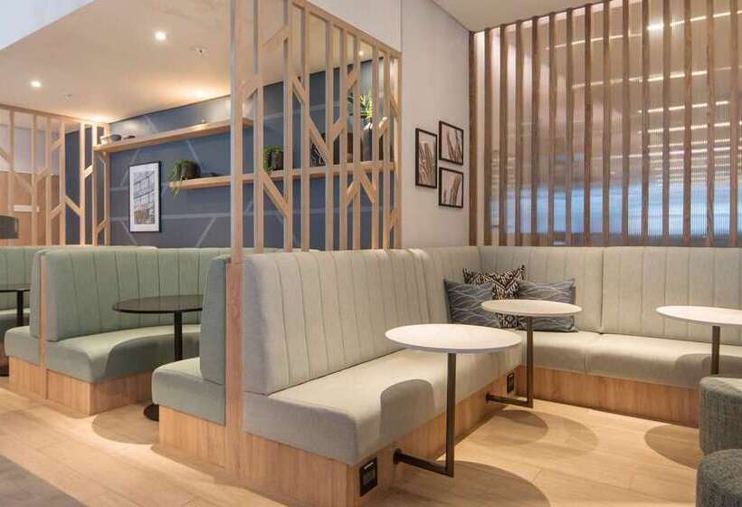 ホテル Hilton Garden Inn Umhlanga Arch