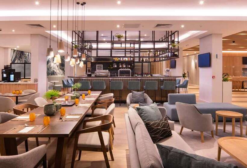 ホテル Hilton Garden Inn Umhlanga Arch