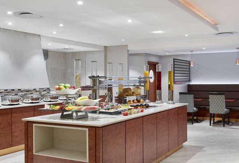 ホテル Hilton Garden Inn Umhlanga Arch