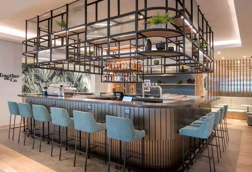 هتل Hilton Garden Inn Umhlanga Arch